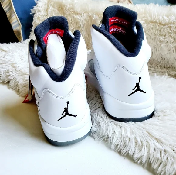 Jordan 5 White Retro Supreme's - Picture 7 of 10